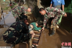 菲律賓洪災(zāi)400余人死亡 受災(zāi)人口超10萬